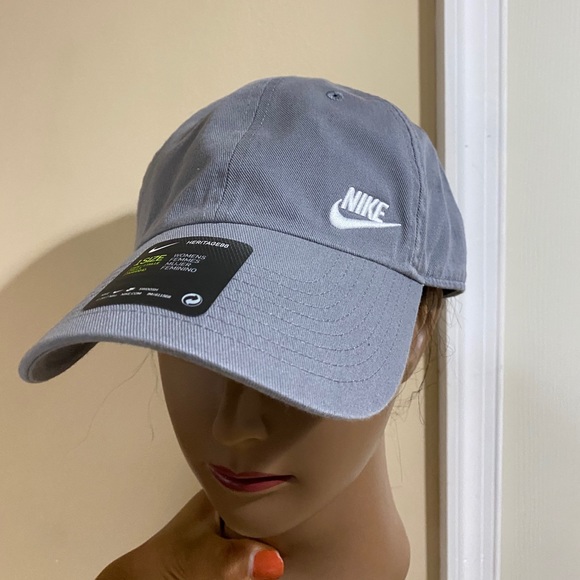 Nike Accessories - Nike Hat